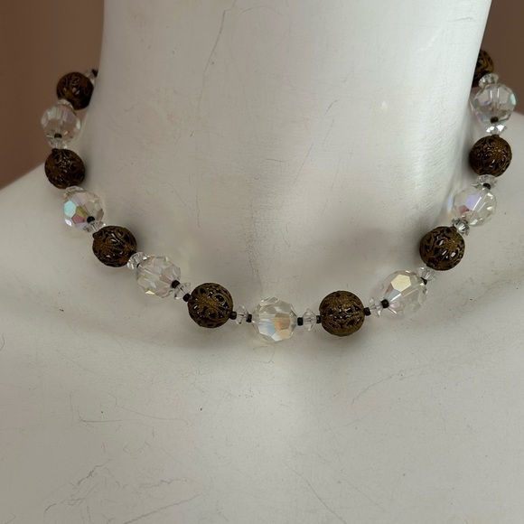 4/$50 Elegant Crystal and Aurora Boralis Bronze Beaded Necklace 15 inches 💙 - Picture 1 of 8